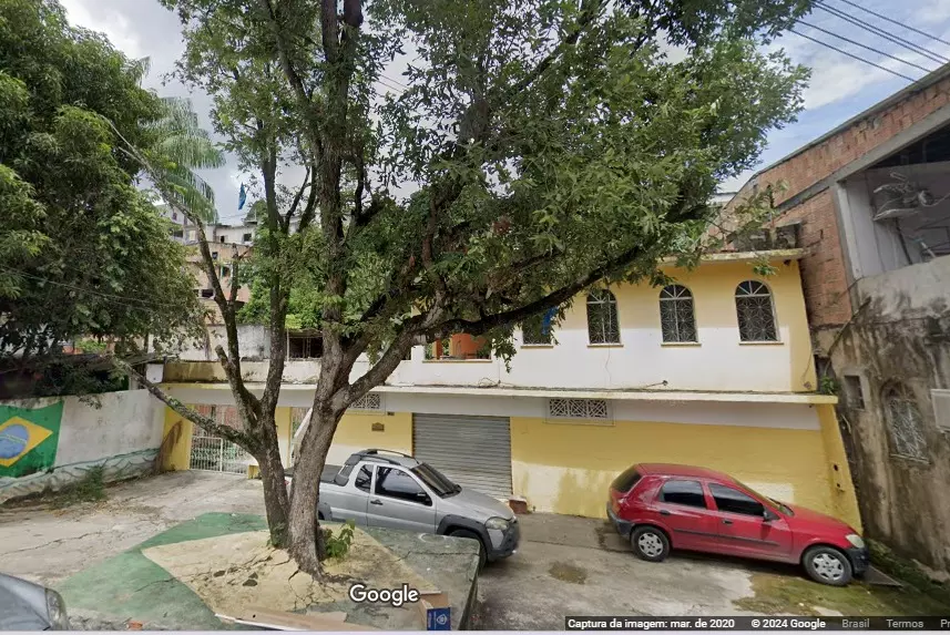 Bandidos tocam o terror durante assaltos a luz do dia no bairro São Francisco em Manaus